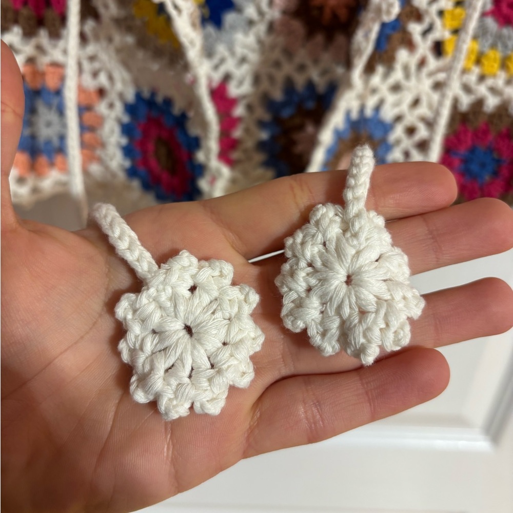 Addax Handmade Knitted Crochet Granny Square Floral Boho Hippie Colourful Vest - Picture 4 of 7